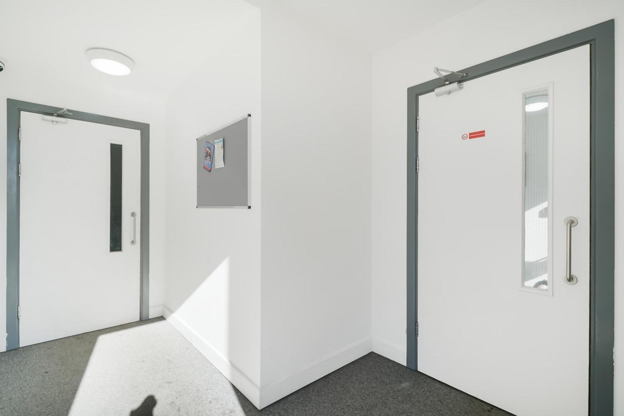 One And Two Bed Apartments Slough Near Heathrow Colnbrook Luaran gambar