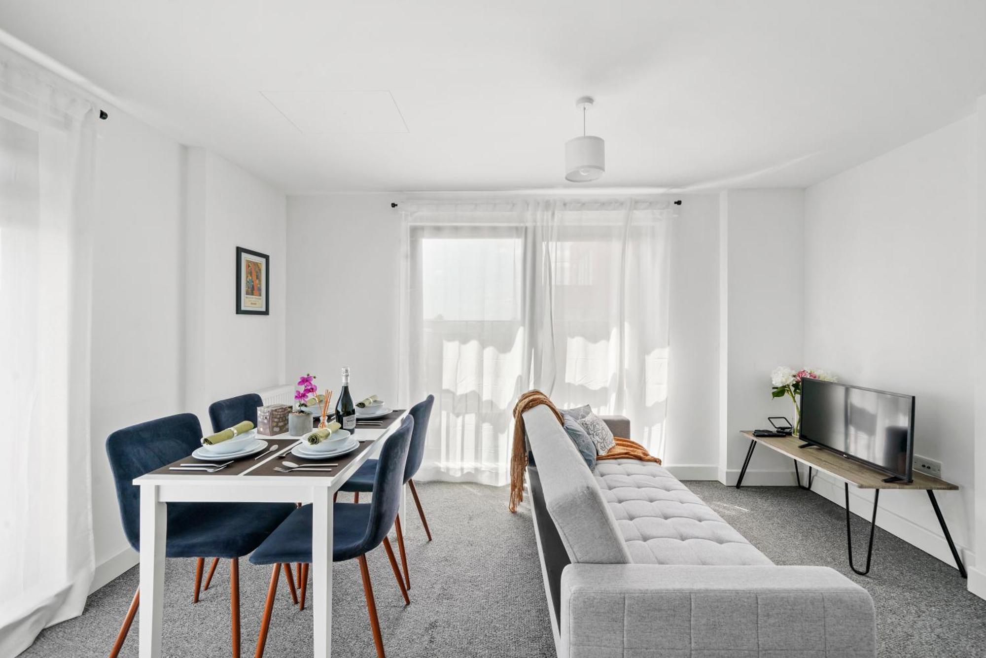 One And Two Bed Apartments Slough Near Heathrow Colnbrook Luaran gambar