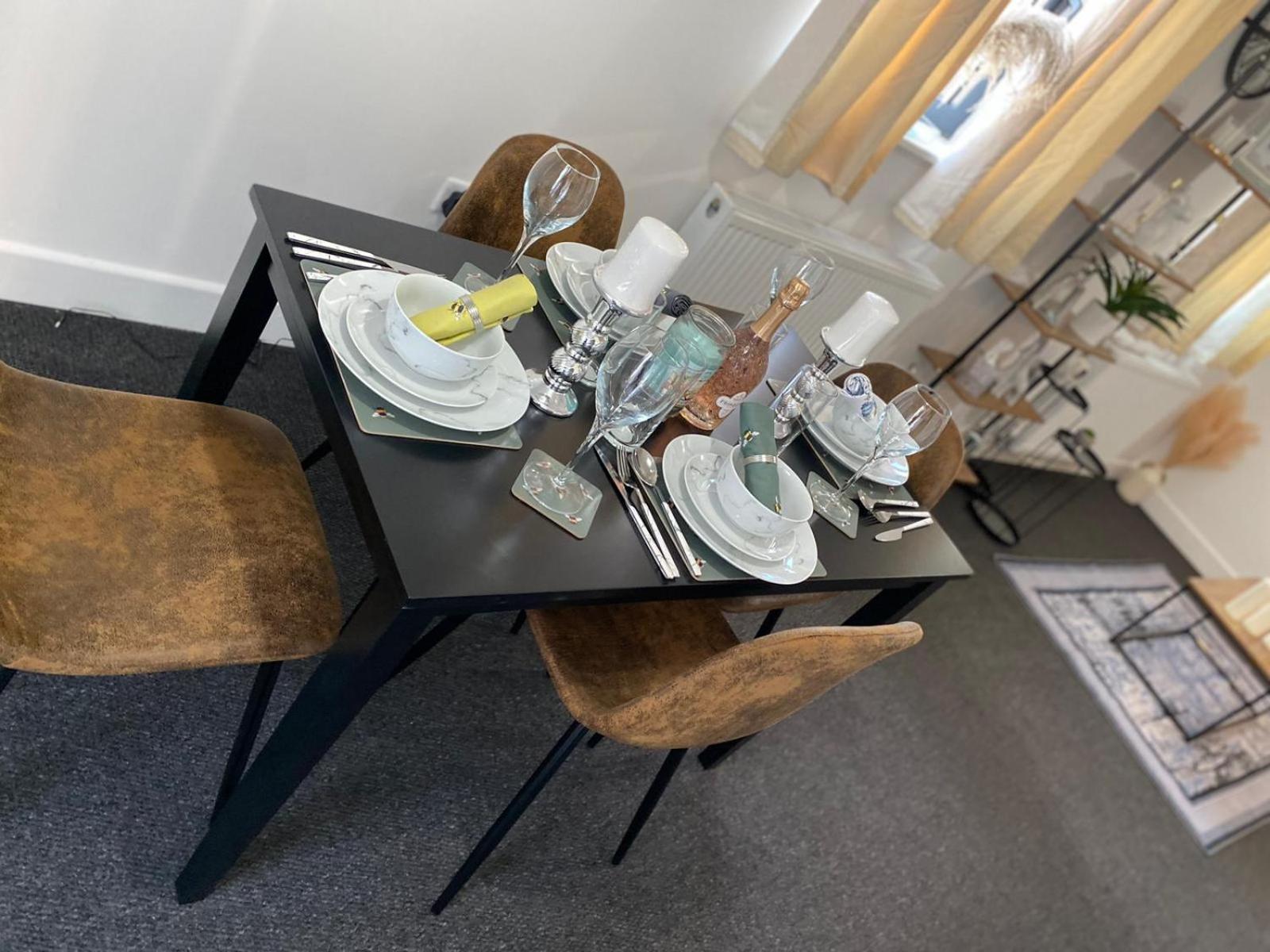 One And Two Bed Apartments Slough Near Heathrow Colnbrook Luaran gambar