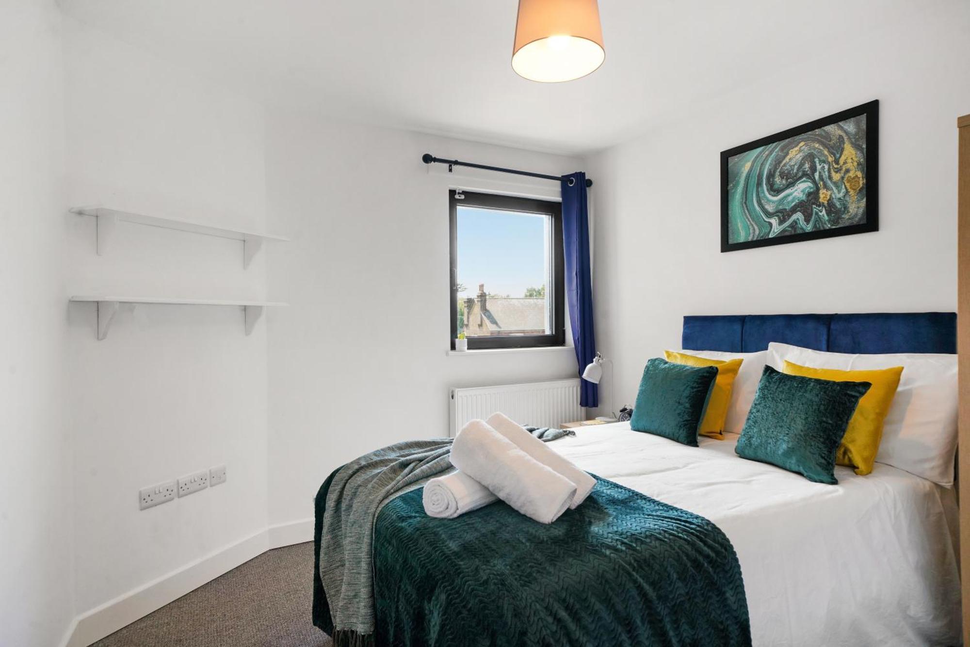 One And Two Bed Apartments Slough Near Heathrow Colnbrook Luaran gambar