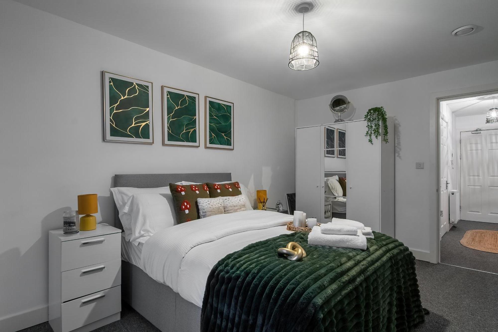 One And Two Bed Apartments Slough Near Heathrow Colnbrook Luaran gambar