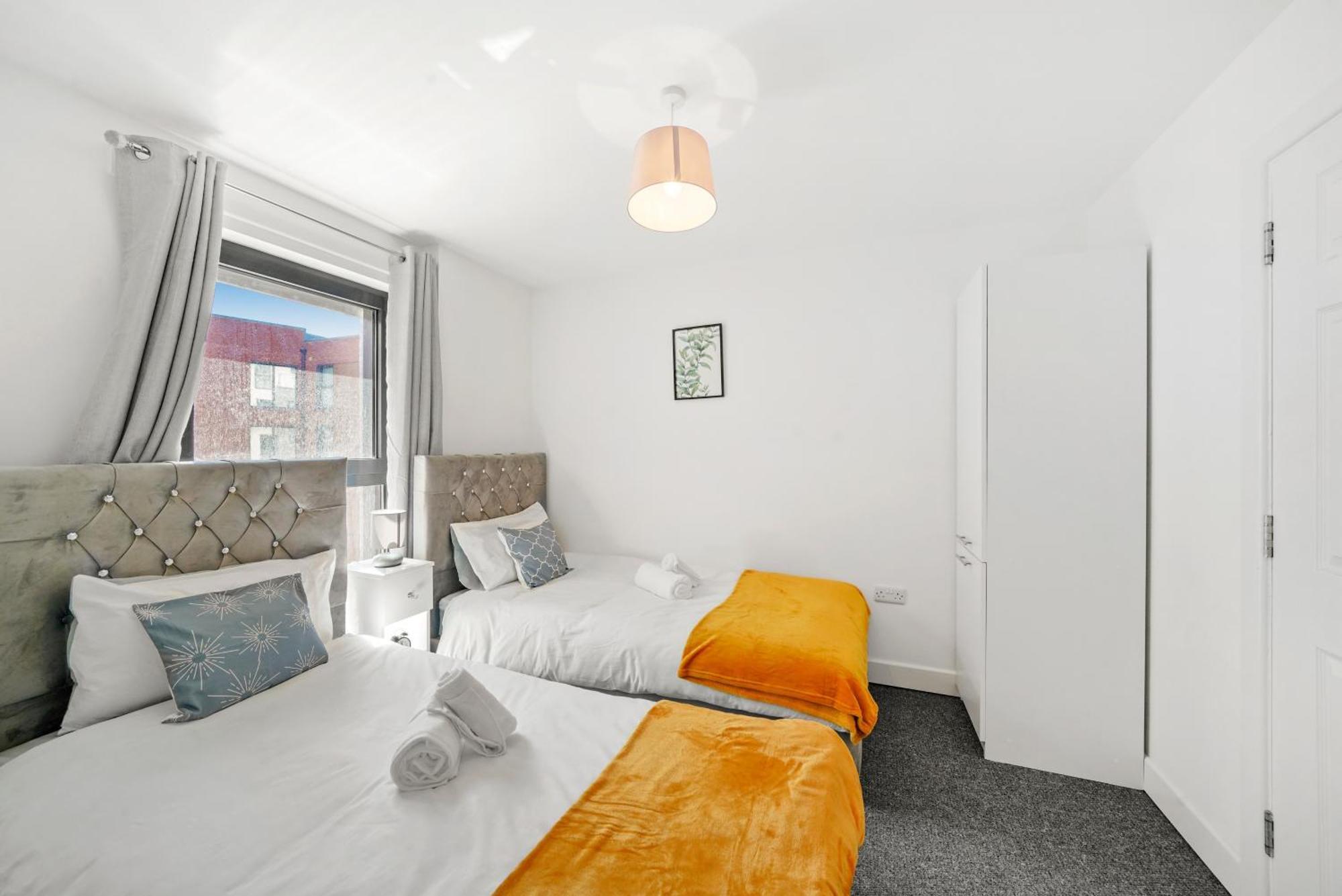 One And Two Bed Apartments Slough Near Heathrow Colnbrook Luaran gambar