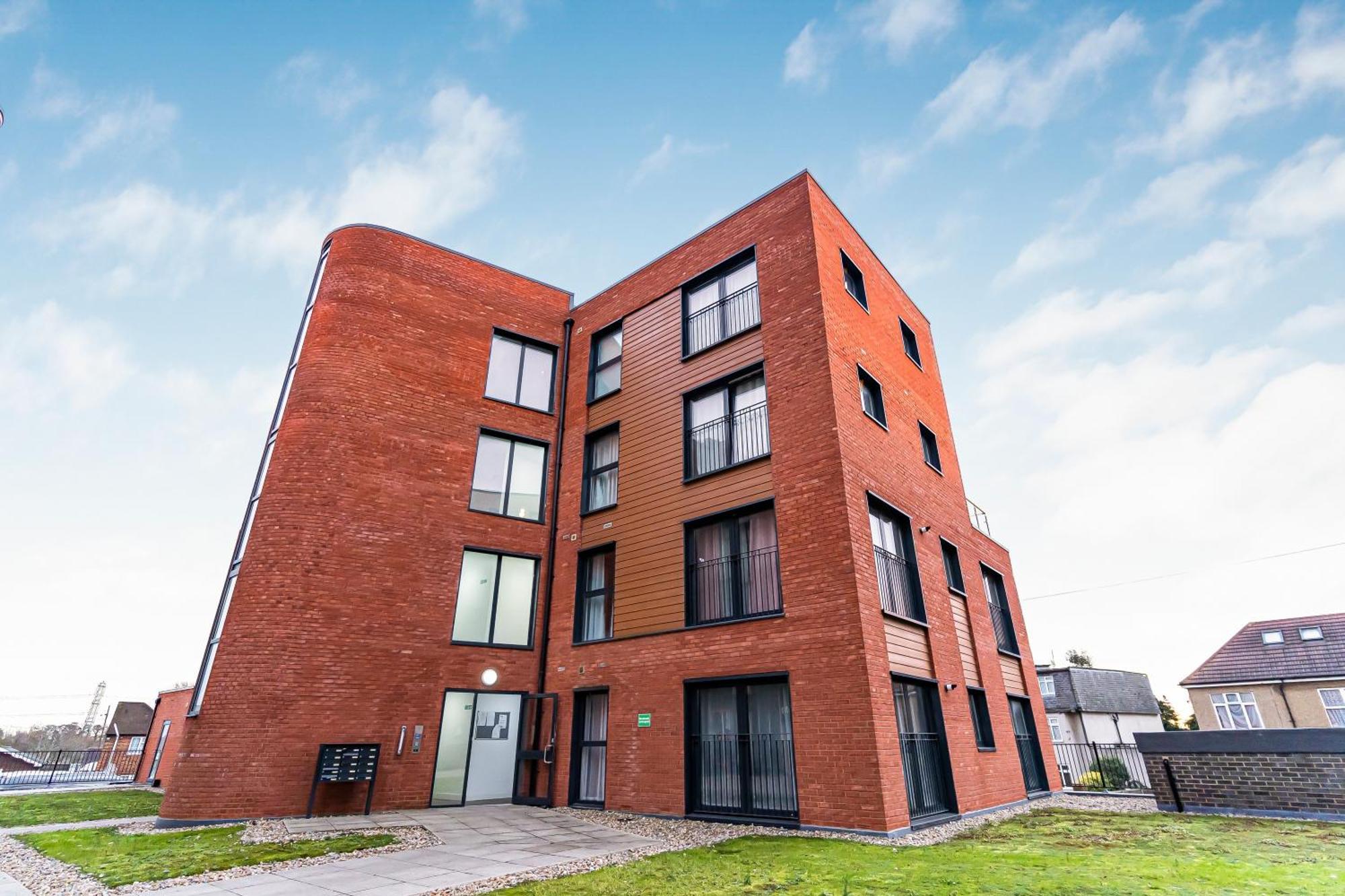 One And Two Bed Apartments Slough Near Heathrow Colnbrook Luaran gambar