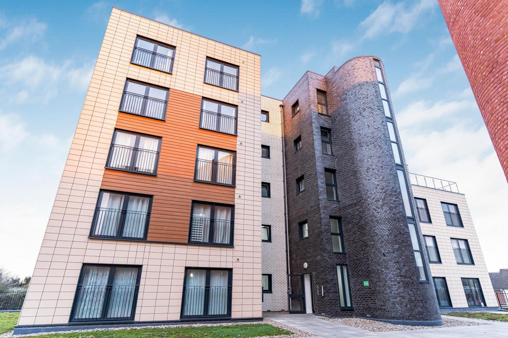 One And Two Bed Apartments Slough Near Heathrow Colnbrook Luaran gambar